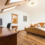 Szálloda Bergjuwel Neustift im Stubaital