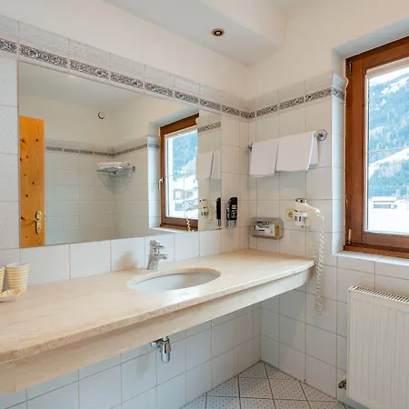 Bergjuwel 酒店 施图拜河谷新施蒂夫特