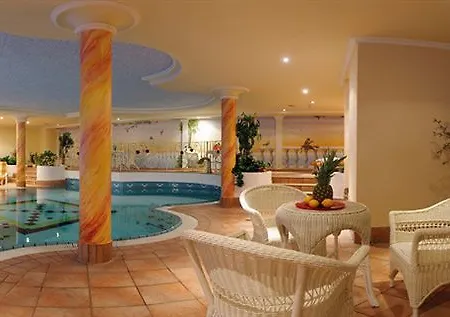 Bergjuwel 4* ノイシュティフト・イム・シュトゥーバイタール