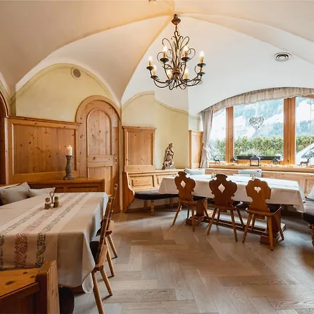 Bergjuwel ノイシュティフト・イム・シュトゥーバイタール